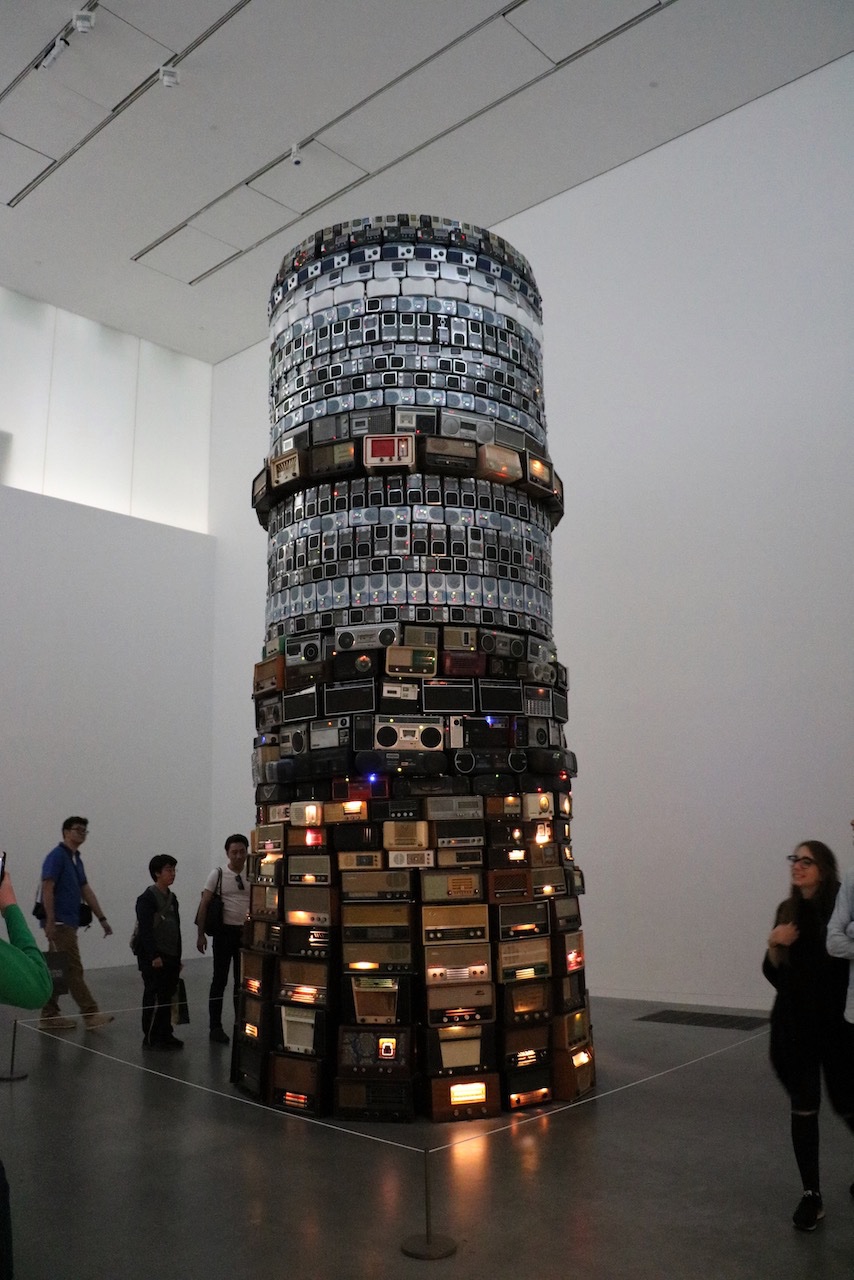 Scale of the electronic tower is easier to gauge with people in the pic